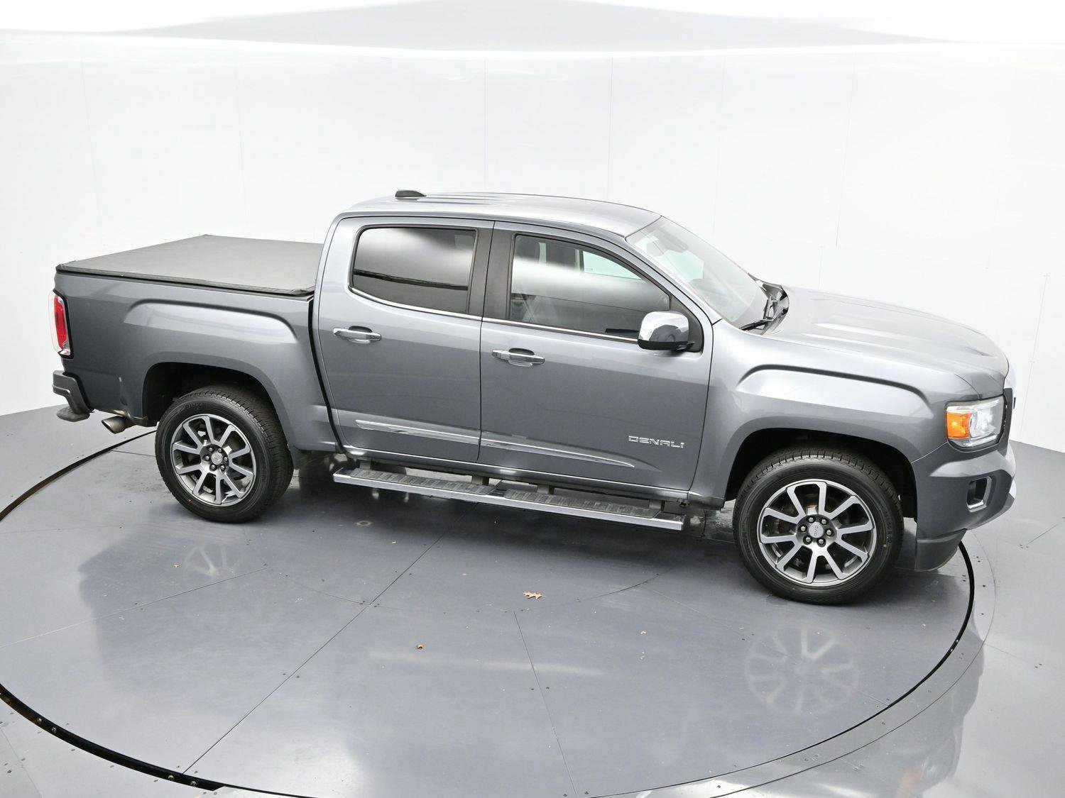 Used 2020 GMC Canyon Denali image 35