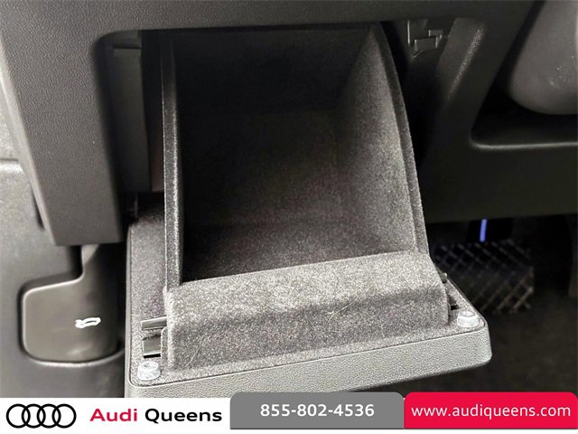 Used 2025 Audi Q6 e-tron Premium Plus image 20