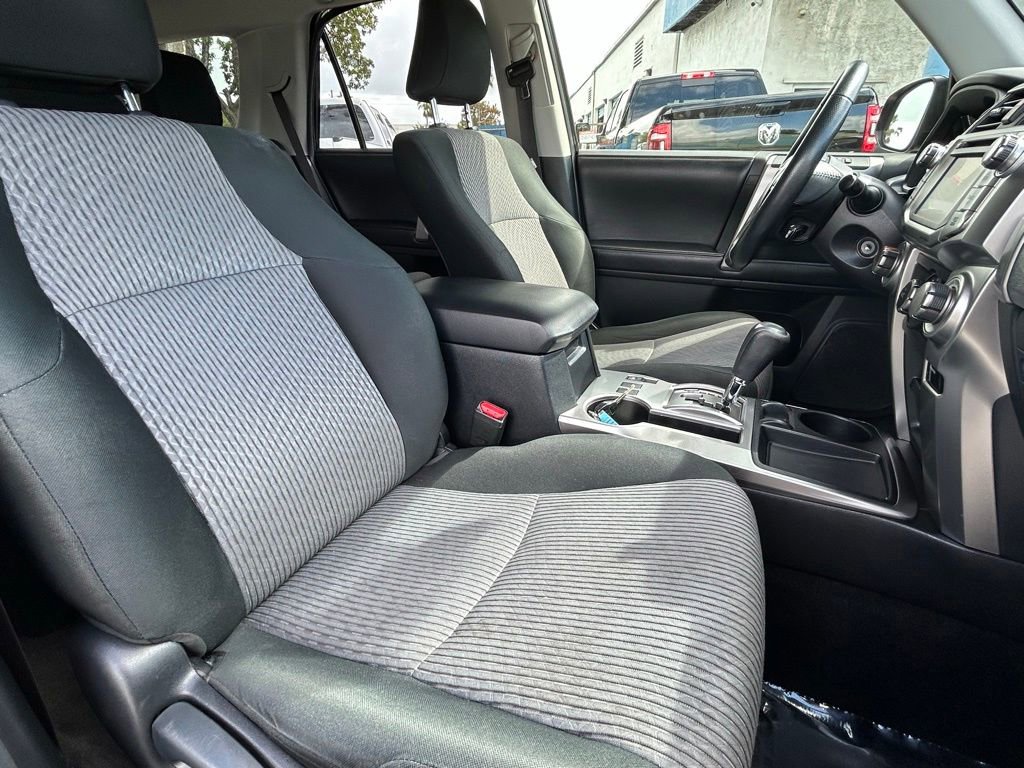 Used 2019 Toyota 4Runner SR5 image 38