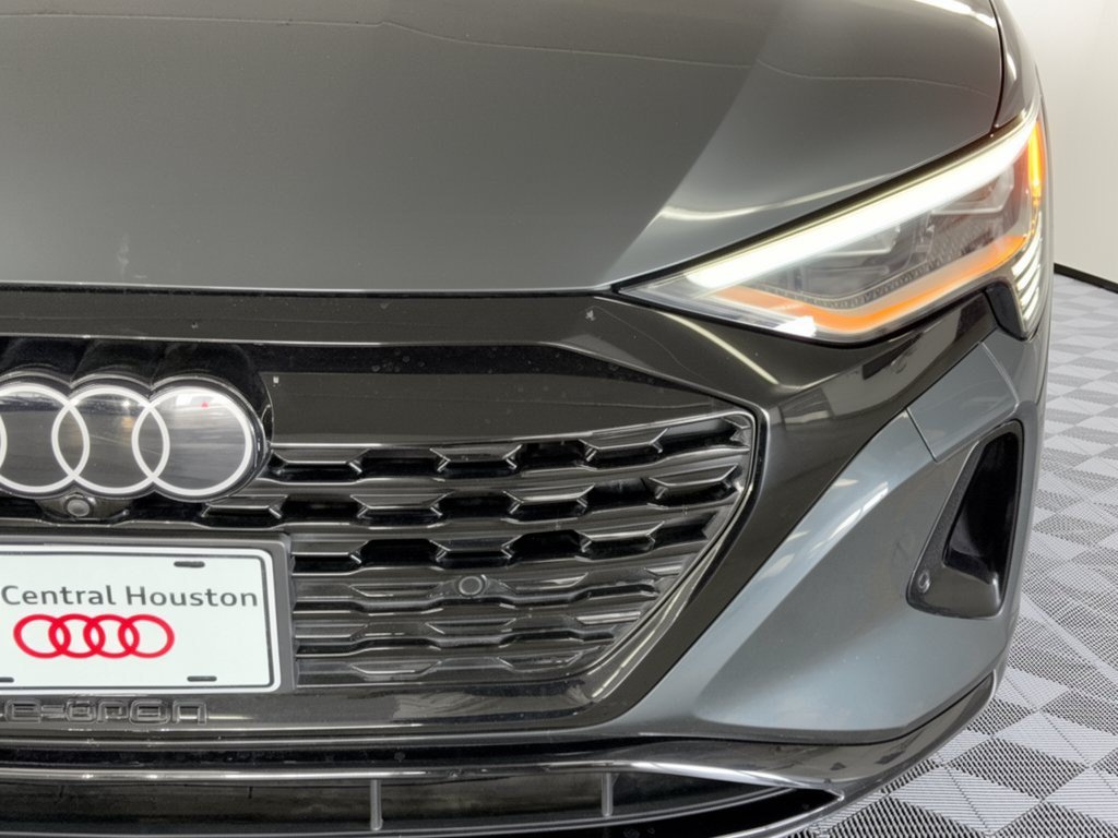 Certified 2024 Audi Q8 e-tron Premium Plus AWD/4WD image 12