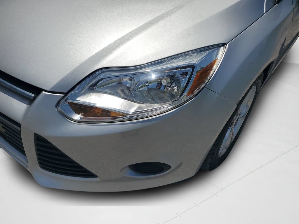 Used 2014 Ford Focus SE FWD image 24