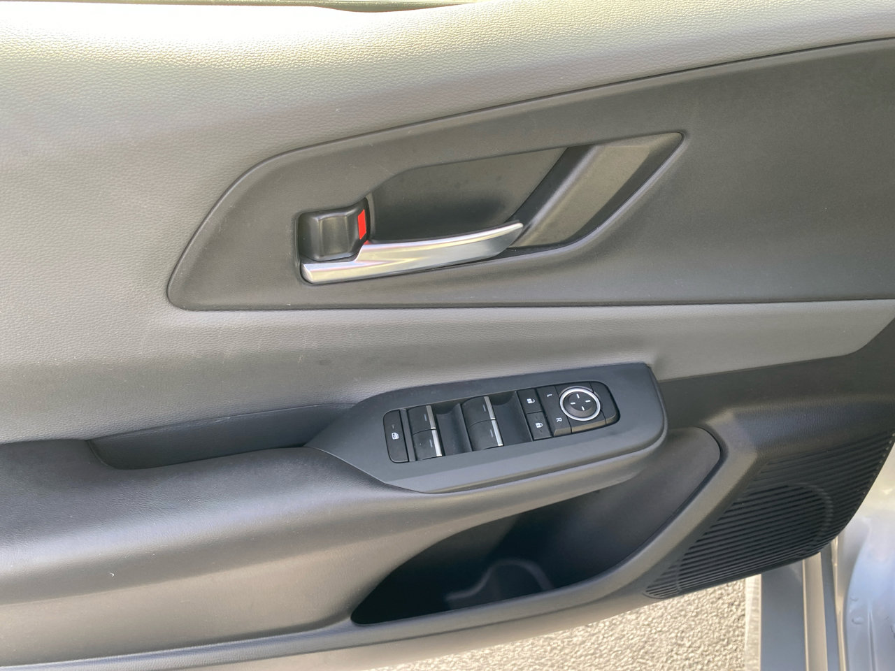 Used 2023 Toyota Prius XLE image 13