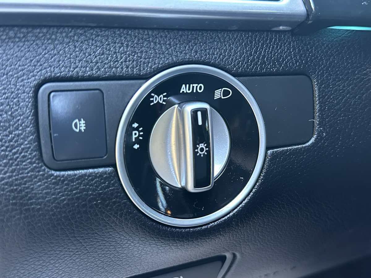 Used 2018 Mercedes-Benz GLS 550 4MATIC w/ Driver Assistance Package image 29