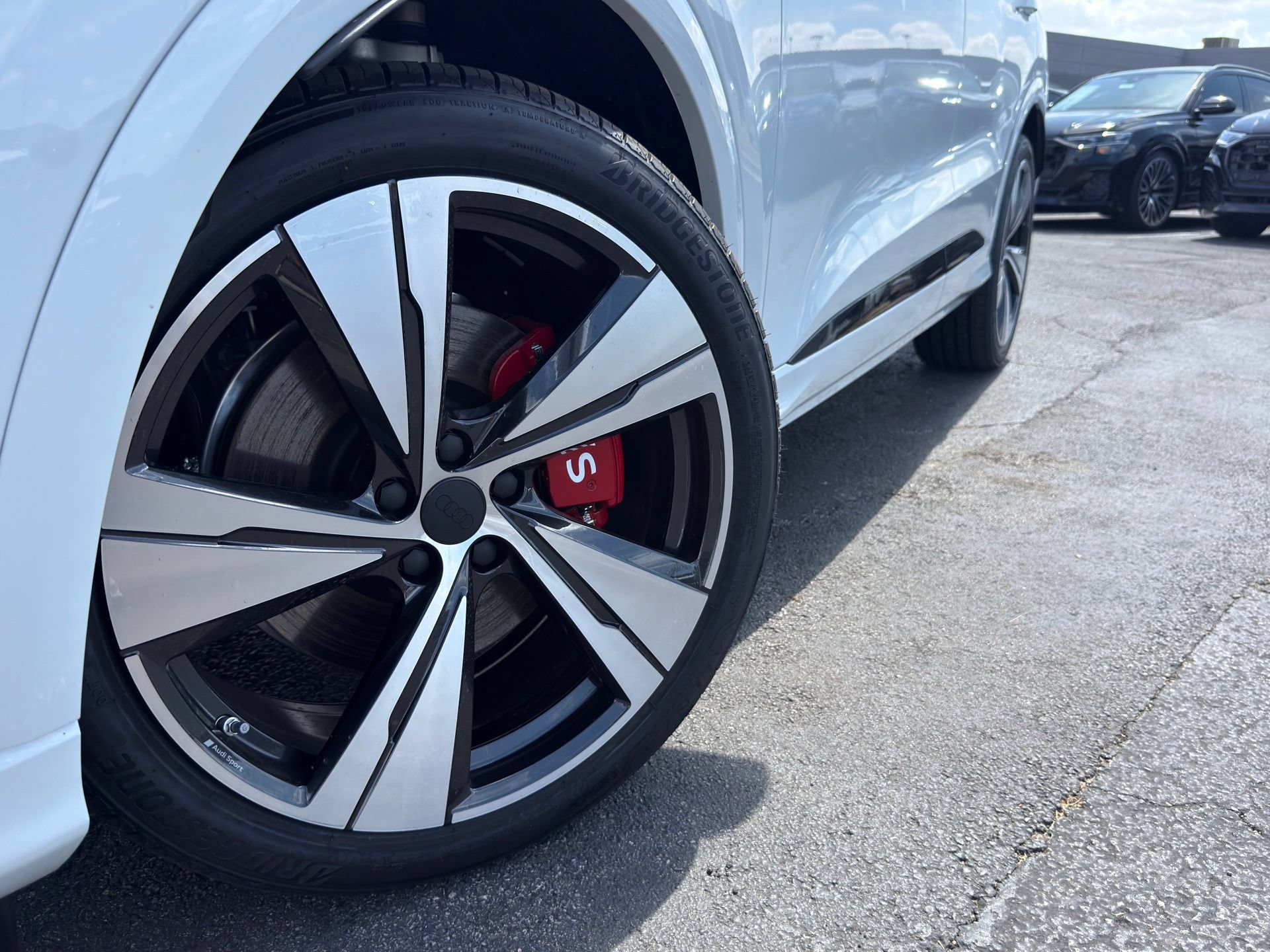 New 2026 Audi SQ5 Prestige AWD/4WD image 5
