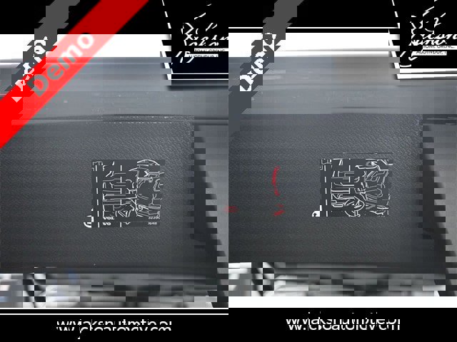 New 2025 Volvo XC90 B5 Core w/ Protection Package image 24