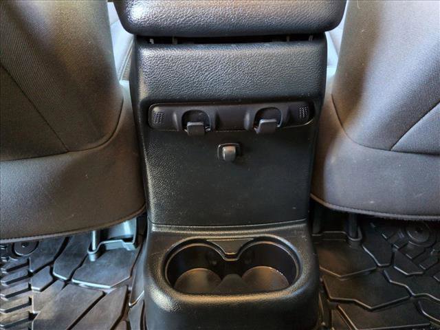 Used 2017 Jeep Wrangler Unlimited Sport w/ Connectivity Group image 12