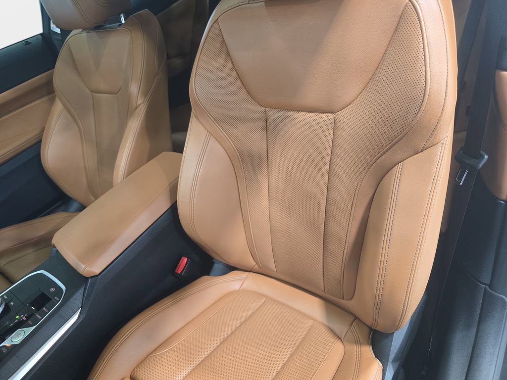 Used 2022 BMW 430i Coupe w/ Convenience Package image 22