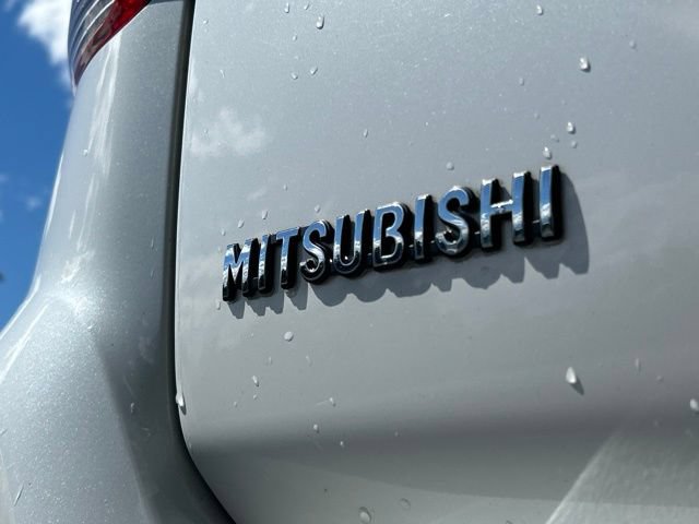 Used 2016 Mitsubishi Outlander GT AWD/4WD image 14