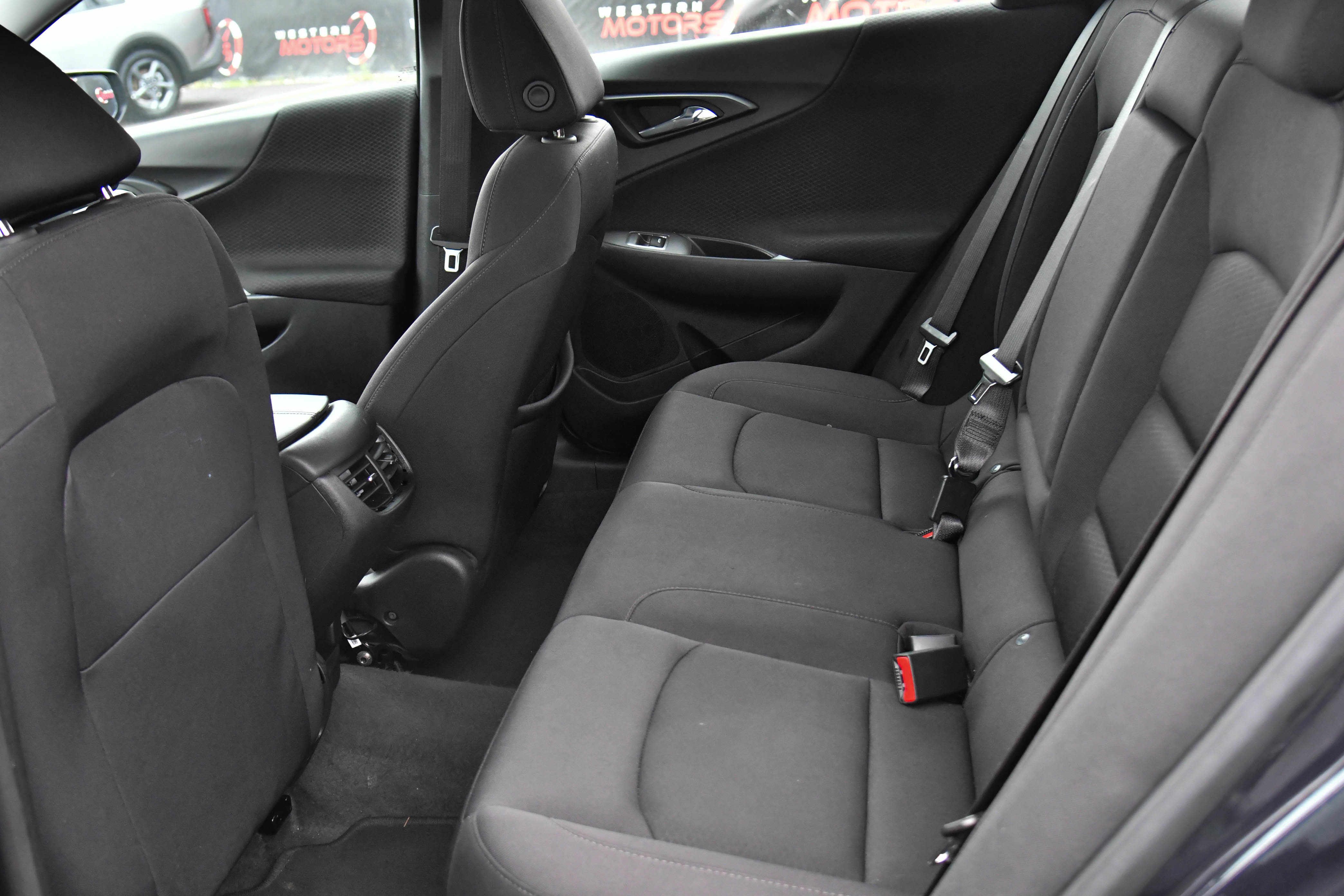 Used 2023 Chevrolet Malibu LT image 33