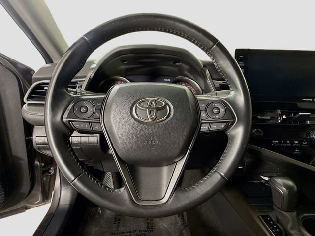 Certified 2022 Toyota Camry XSE FWD image 11