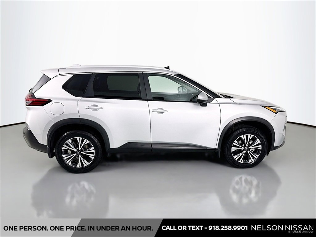 Certified 2023 Nissan Rogue SV w/ SV Premium Package image 4