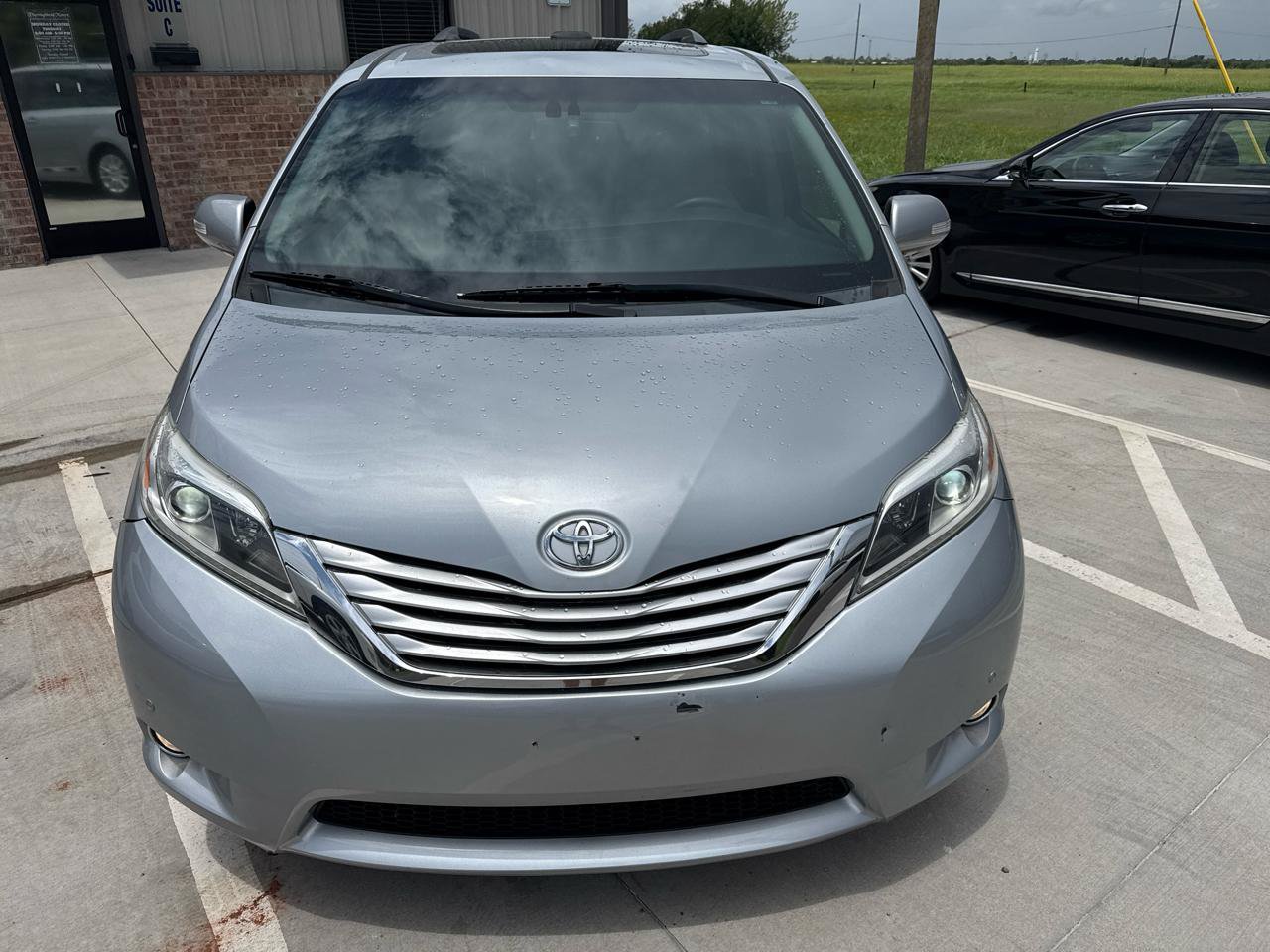 Used 2016 Toyota Sienna Limited Premium FWD image 5