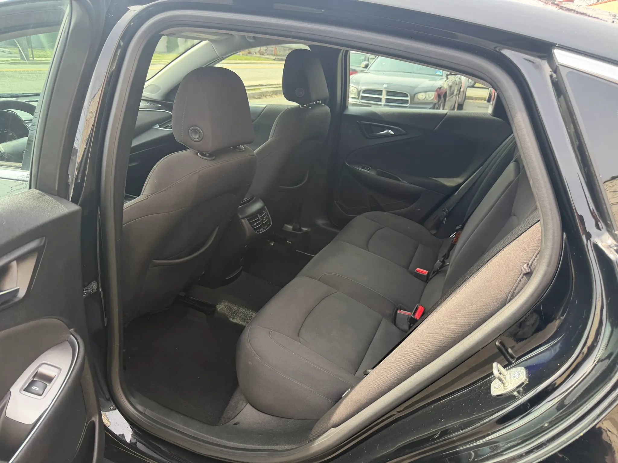 Used 2019 Chevrolet Malibu LT FWD image 27