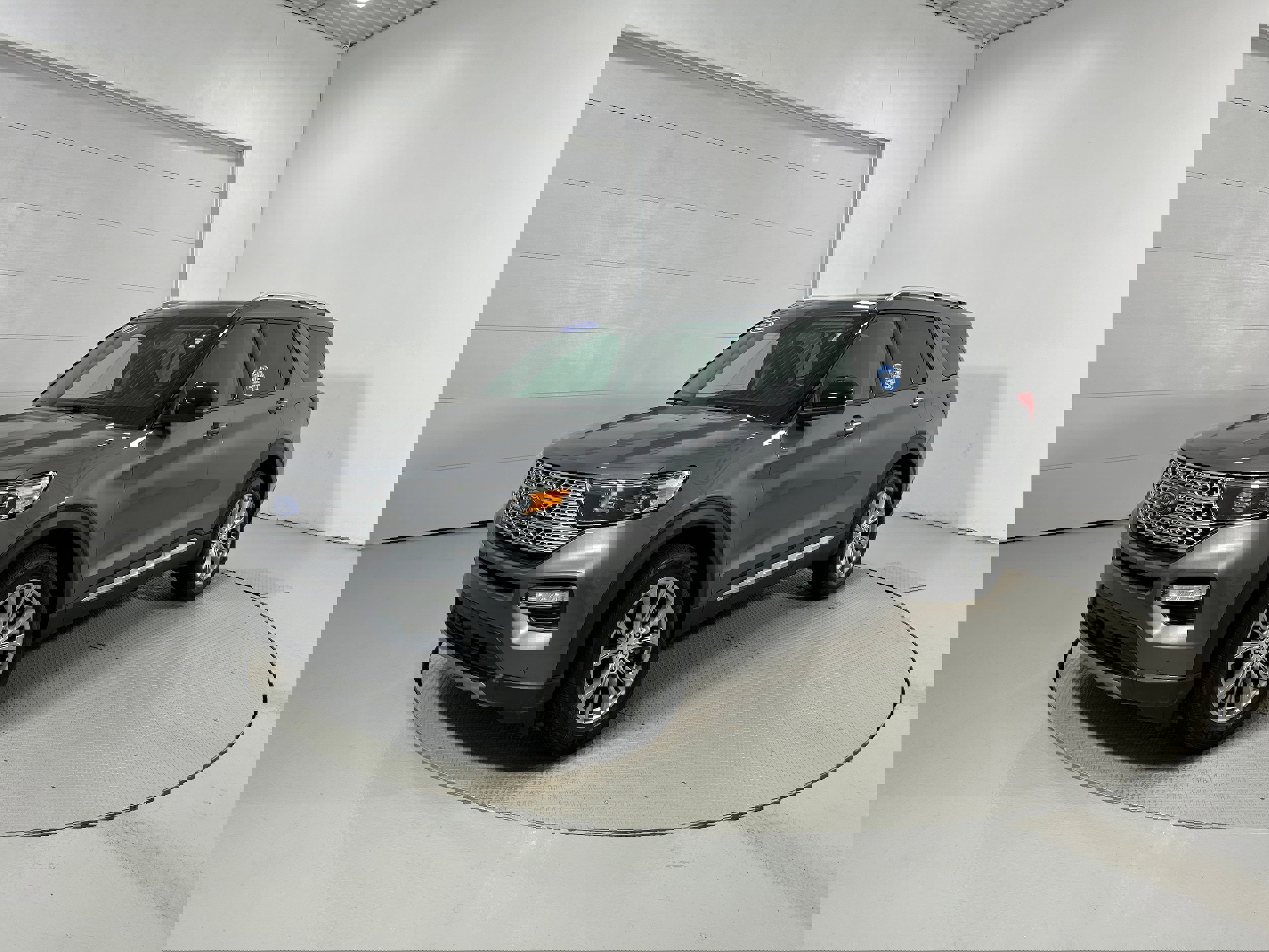 Used 2021 Ford Explorer Limited w/ Equipment Group 301A image 20