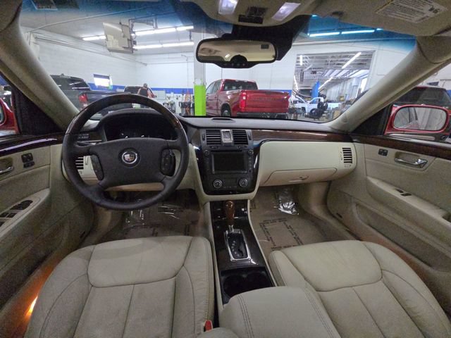 Used 2009 Cadillac DTS Performance FWD image 29