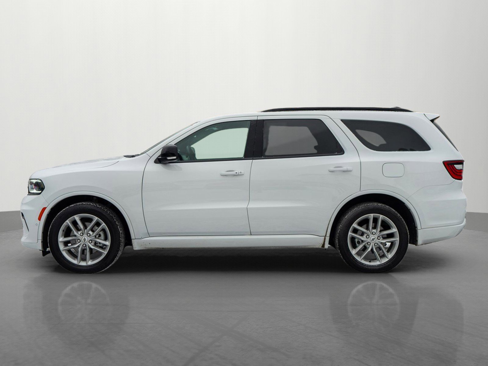 Used 2025 Dodge Durango GT image 4