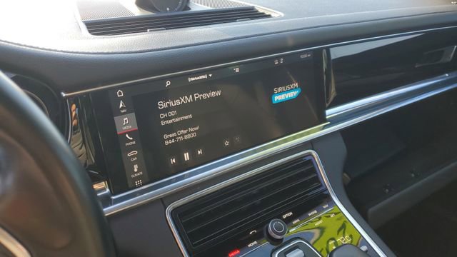 Used 2018 Porsche Panamera 4S image 15