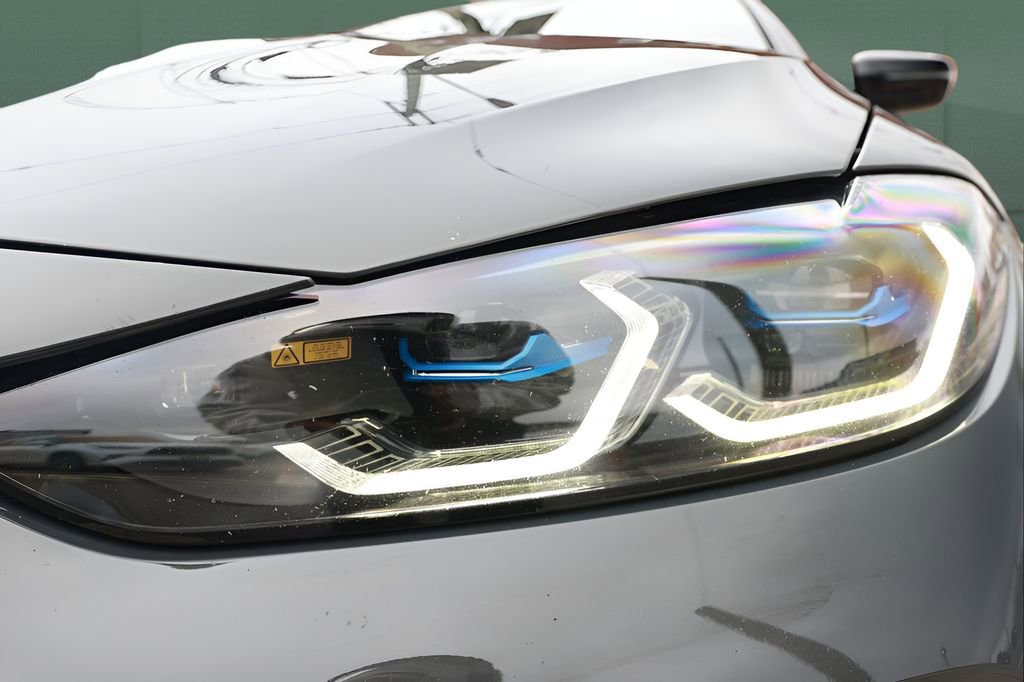 Used 2024 BMW 430i Coupe w/ M Sport Package RWD image 28