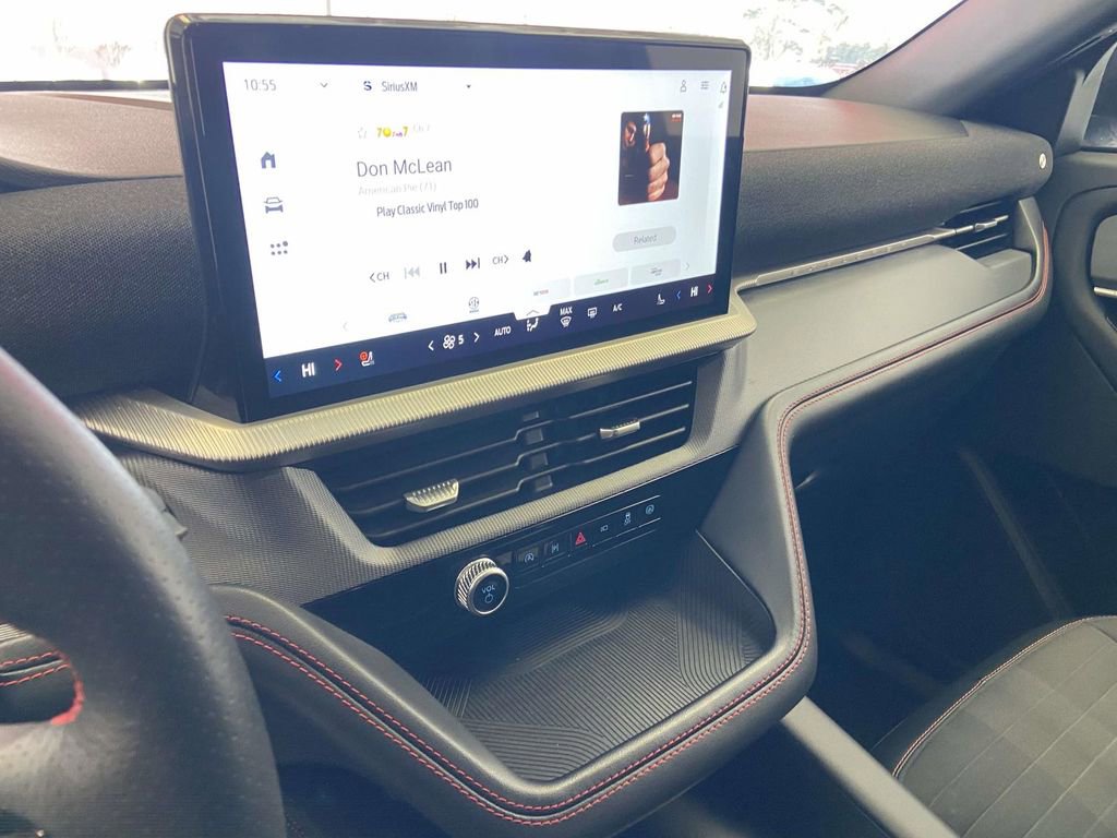 Used 2025 Ford Explorer ST-Line image 23