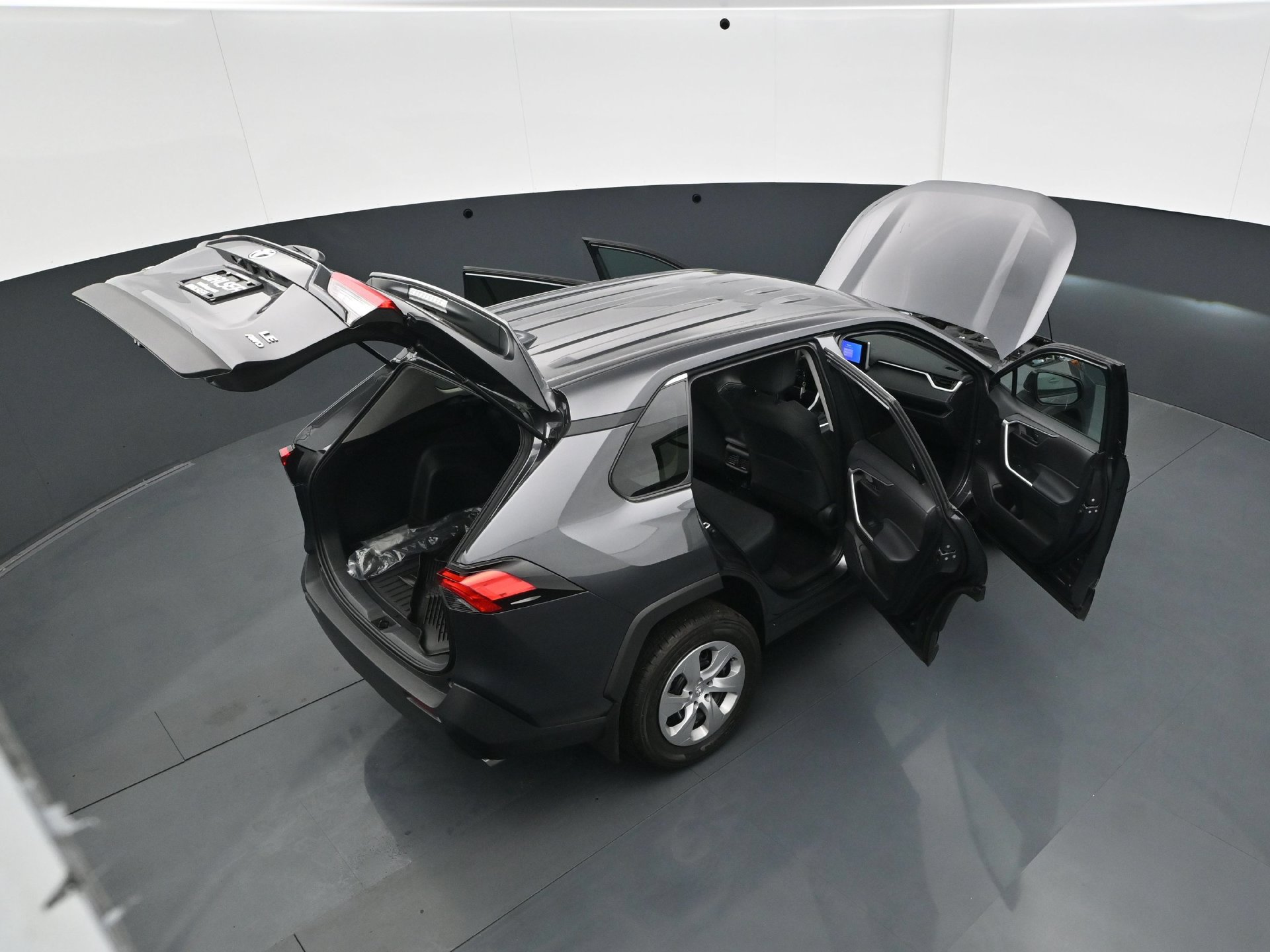 Used 2024 Toyota RAV4 LE AWD/4WD image 41