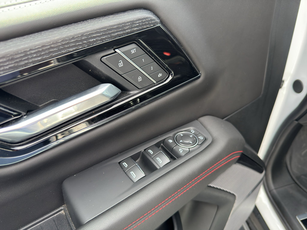 Used 2025 GMC Yukon AT4 Ultimate w/ LPO, Floor Liner Package AWD/4WD image 14