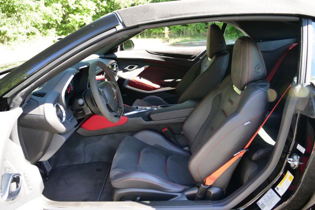 Used 2024 Chevrolet Camaro ZL1 RWD image 33