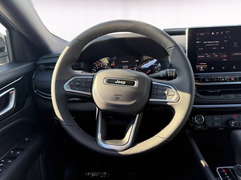 New 2026 Jeep Compass Latitude AWD/4WD image 12