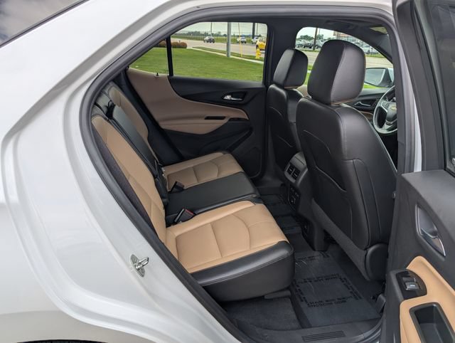 Used 2022 Chevrolet Equinox Premier AWD/4WD image 6