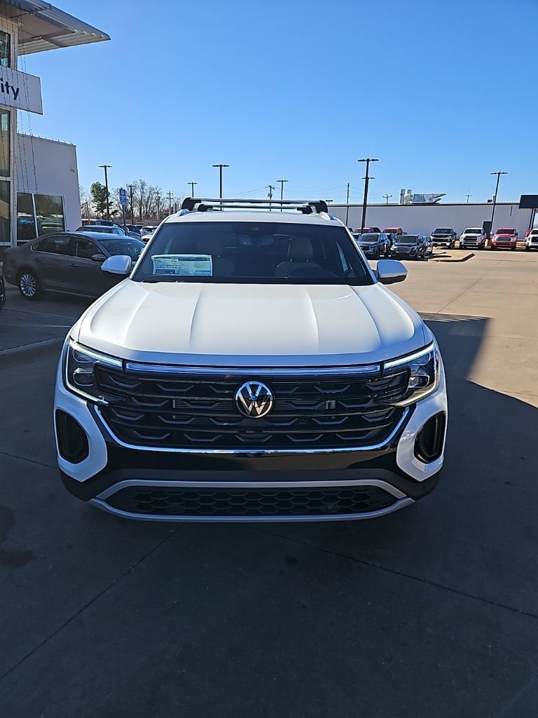 New 2026 Volkswagen Atlas Cross Sport SE AWD/4WD image 2