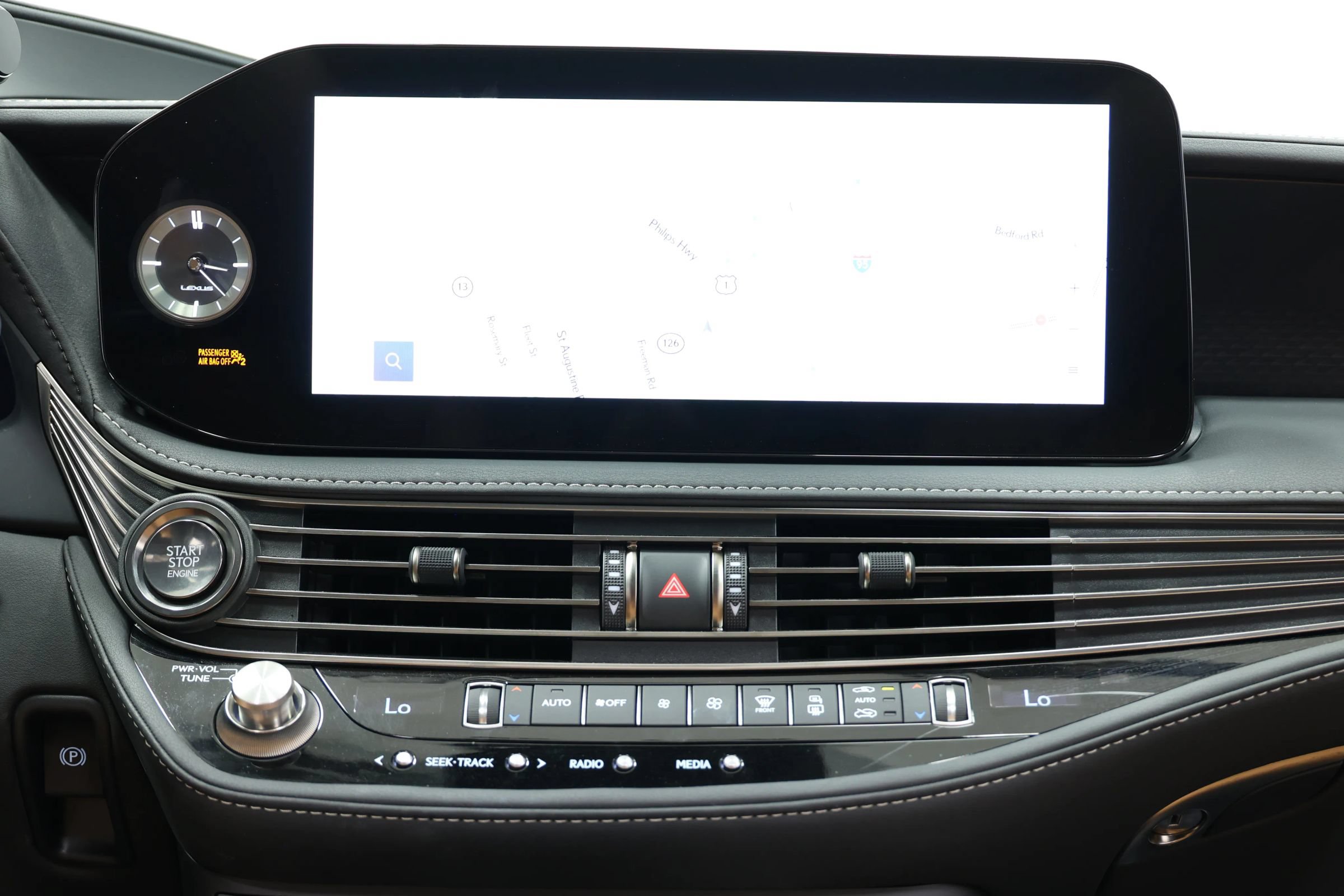 Used 2024 Lexus LS 500 w/ Interior Upgrade Package RWD image 34