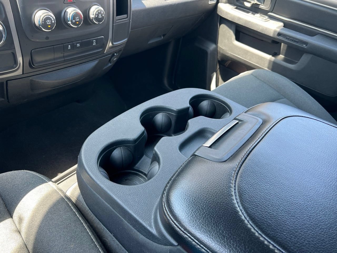 Used 2024 RAM 1500 Warlock RWD image 21