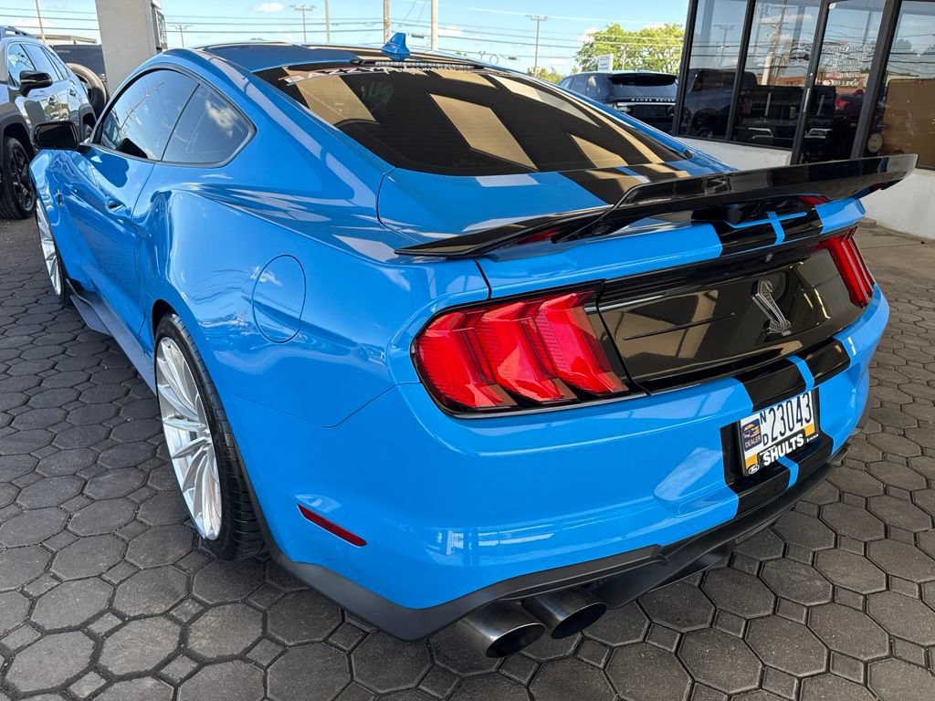 Used 2022 Ford Mustang Shelby GT500 w/ Technology Package RWD image 8