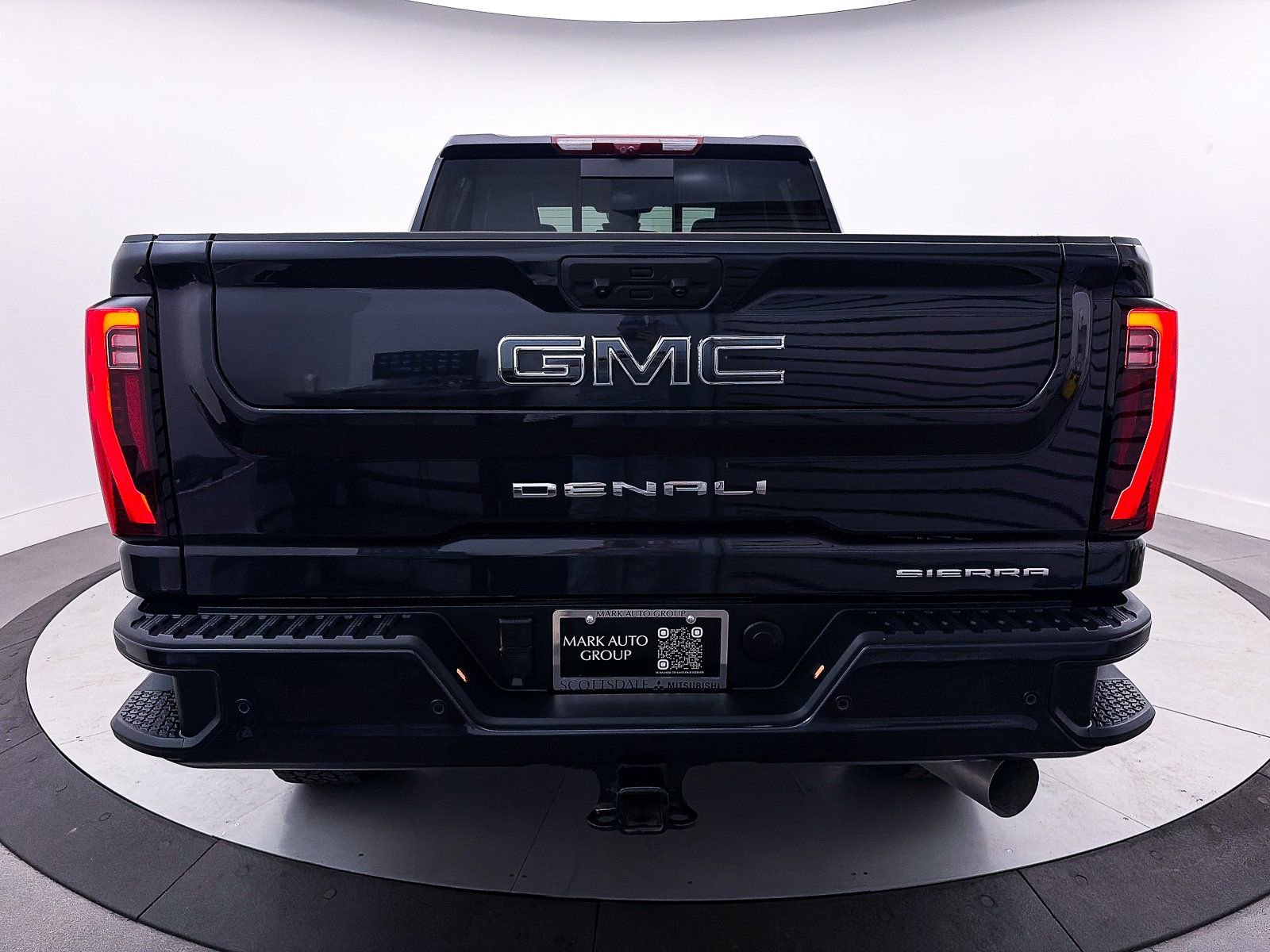 Used 2025 GMC Sierra 2500 Denali Ultimate image 18