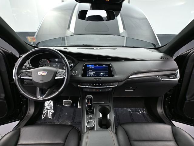 Used 2023 Cadillac XT4 Sport image 26