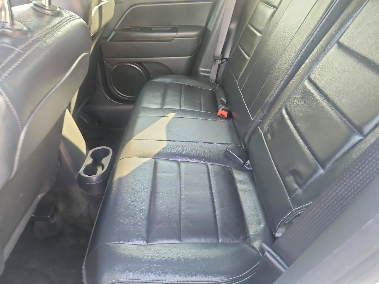 Used 2016 Jeep Patriot High Altitude AWD/4WD image 22