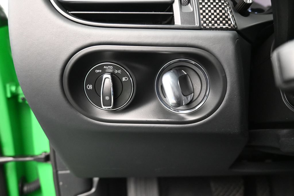 Certified 2023 Porsche Macan GTS AWD/4WD image 25