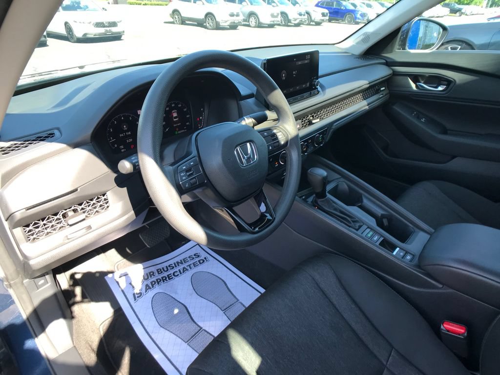 Certified 2023 Honda Accord EX image 19