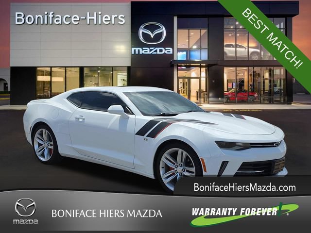 Used 2017 Chevrolet Camaro LT RWD image 1