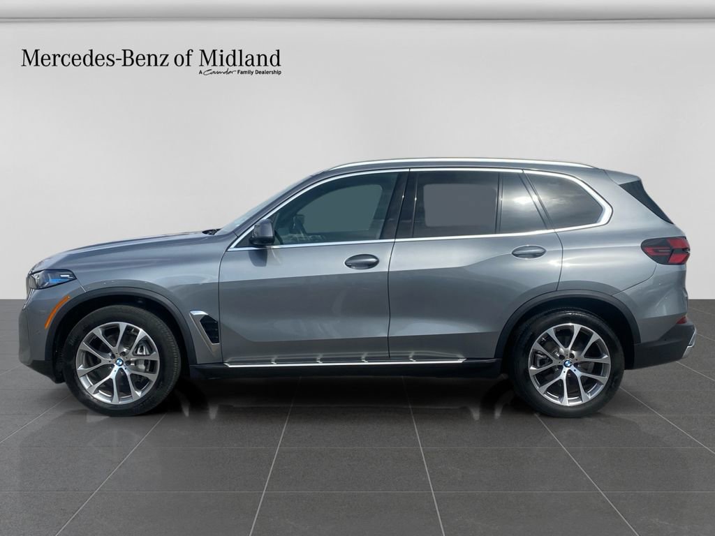 Used 2024 BMW X5 xDrive40i image 4