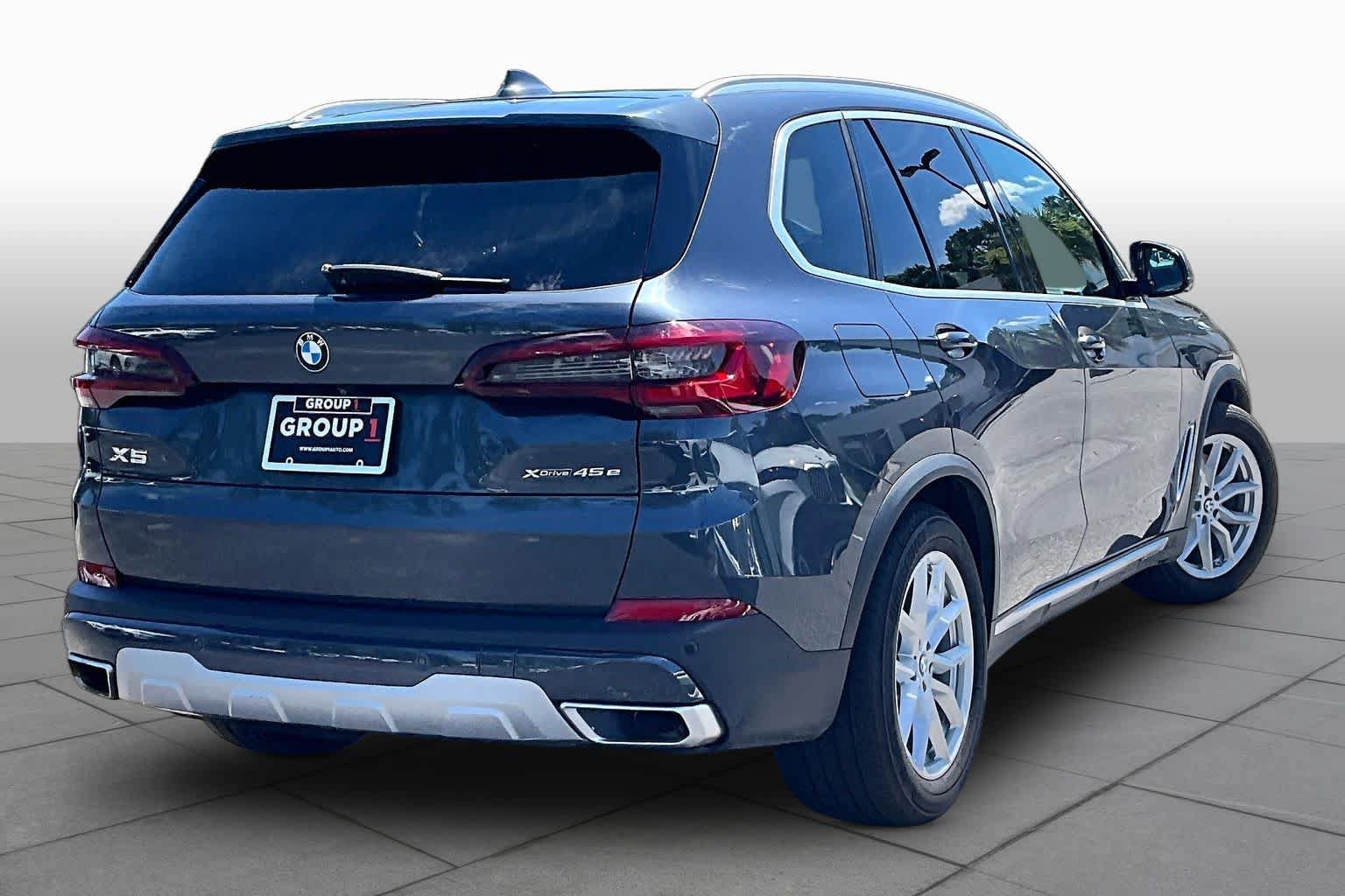 Used 2021 BMW X5 xDrive45e w/ Premium Package AWD/4WD image 13