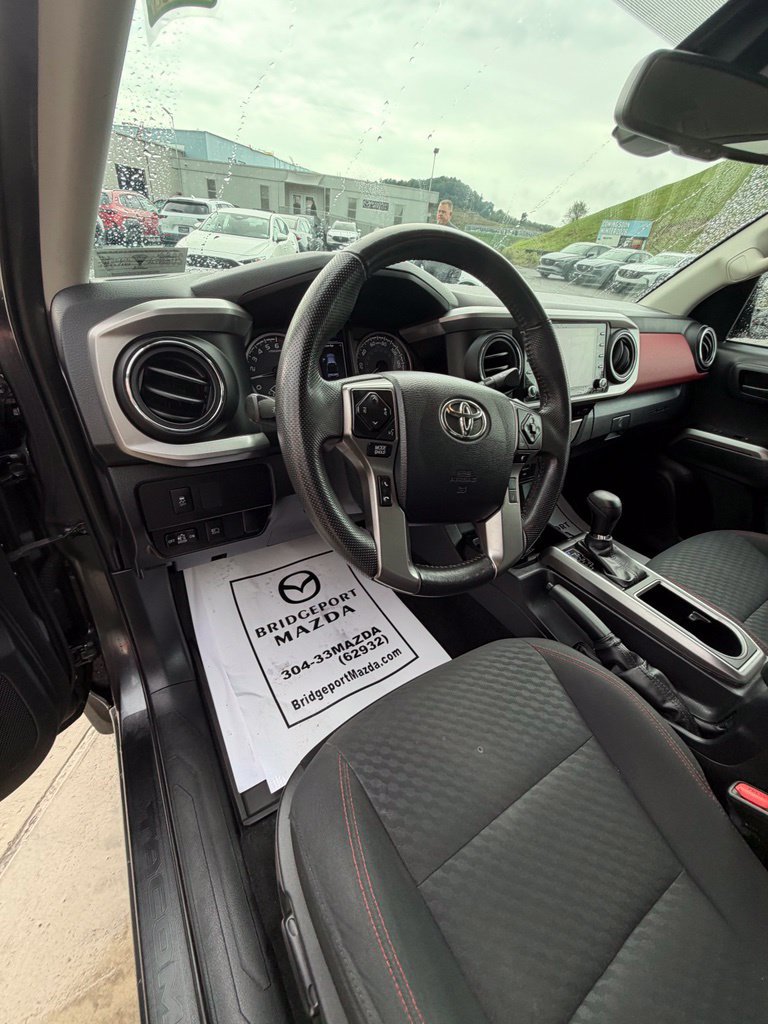 Used 2023 Toyota Tacoma SR5 AWD/4WD image 15