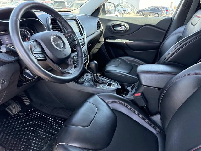 Used 2019 Jeep Cherokee Trailhawk w/ Comfort/Convenience Group image 15