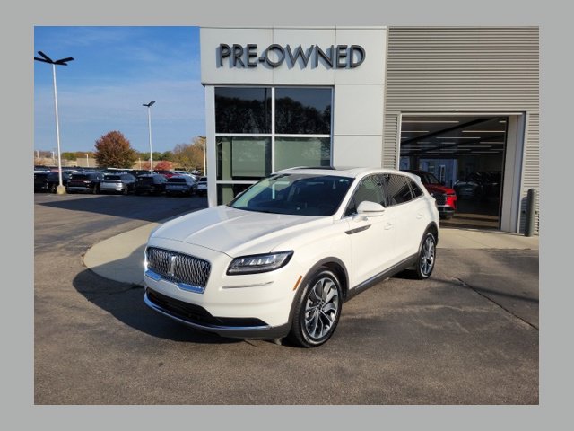 Used 2023 Lincoln Nautilus Reserve AWD/4WD image 1