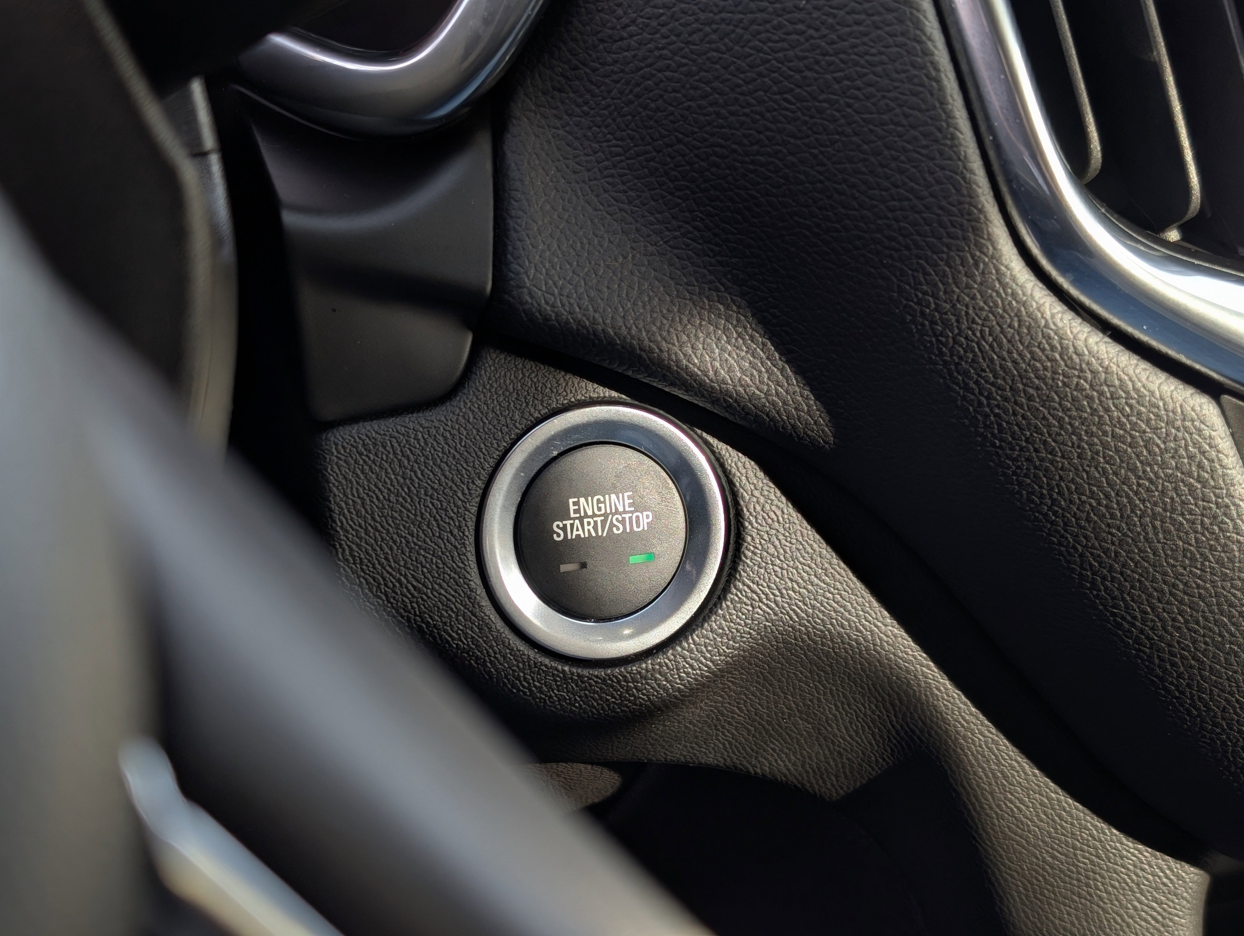 Used 2024 Chevrolet Equinox LT w/ LPO, Floor Liner Package image 20