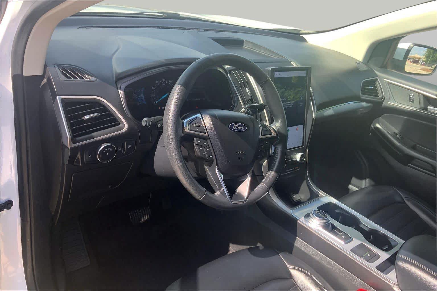 Used 2022 Ford Edge SEL AWD/4WD image 18