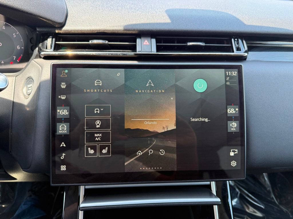 Used 2024 Land Rover Range Rover Velar S AWD/4WD image 14