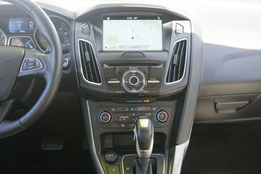 Used 2018 Ford Focus Titanium FWD image 23