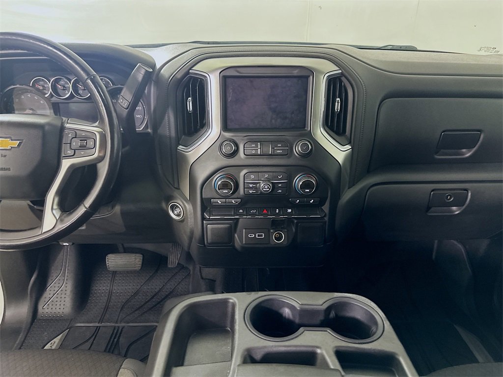 Used 2019 Chevrolet Silverado 1500 LT w/ All-Star Edition image 17