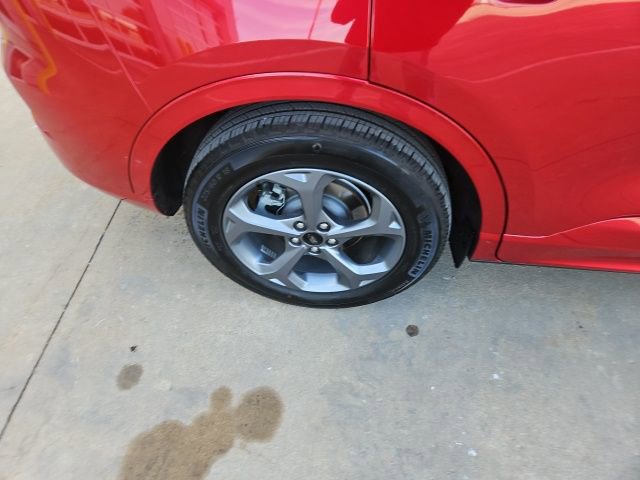 Used 2023 Ford Escape ST-Line w/ Tech Pack #1 image 9