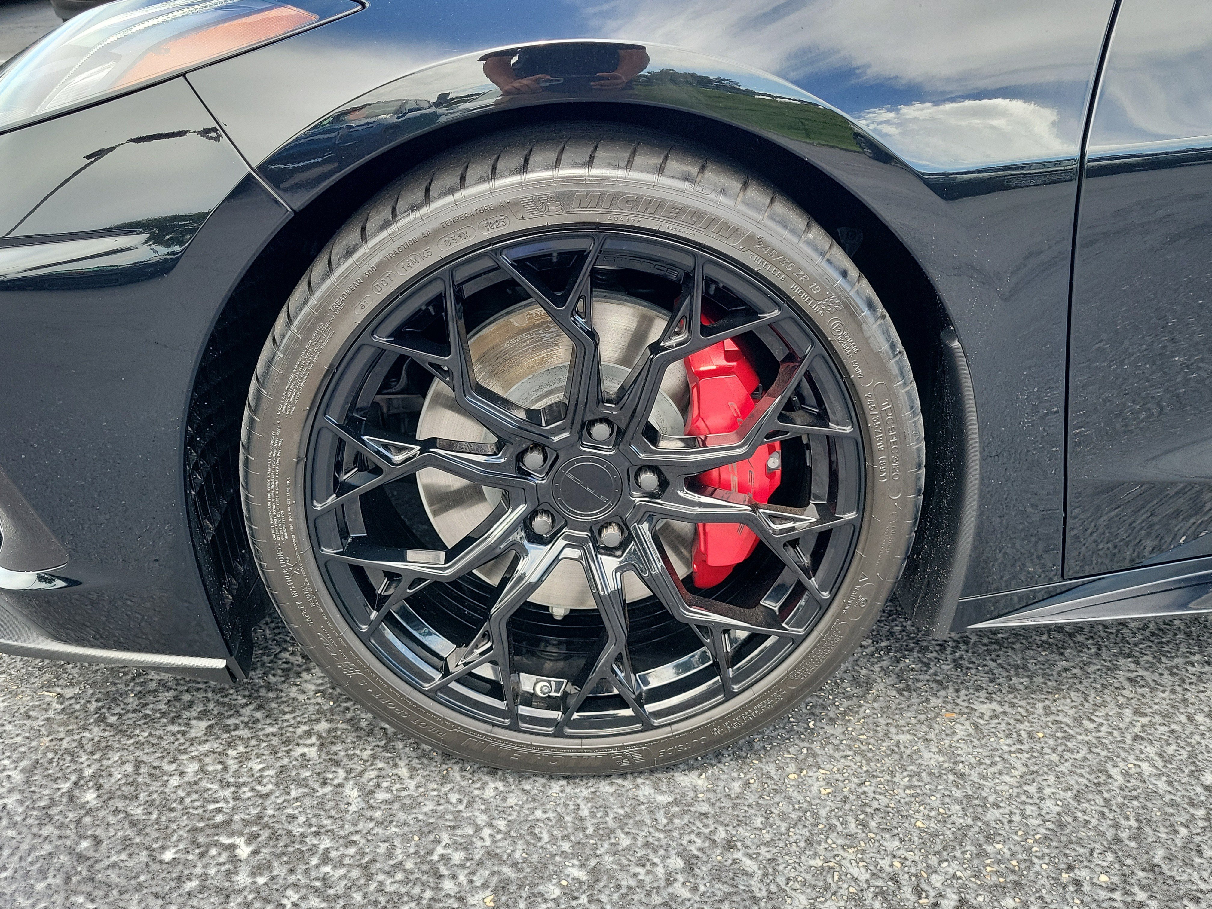 Used 2023 Chevrolet Corvette Stingray Preferred Cpe w/ Z51 Performance Package RWD image 5